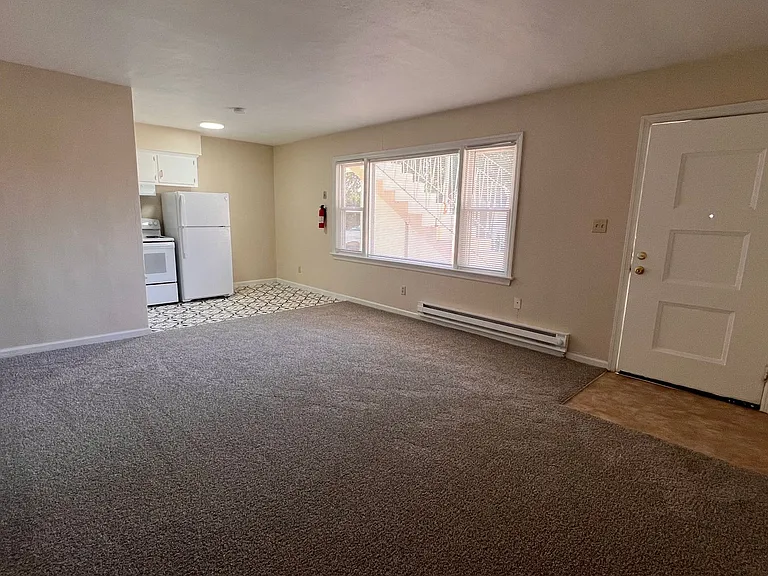 Kingston Landing Apartments — Photo 13
