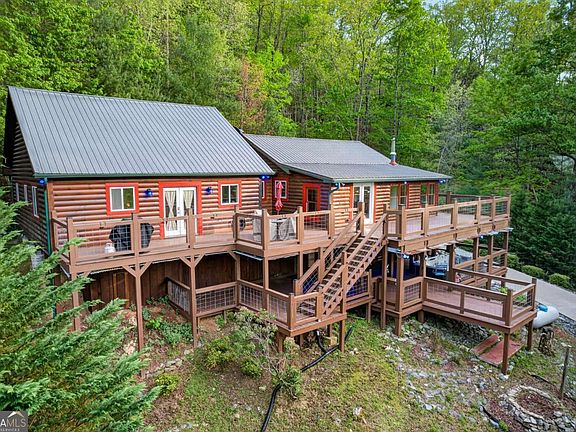3rd image of 19 The Forest Rd #35