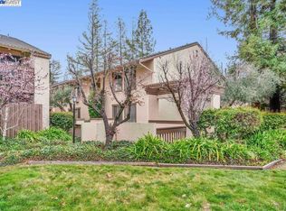 2730 Oak Rd APT 1, Walnut Creek, CA 94597