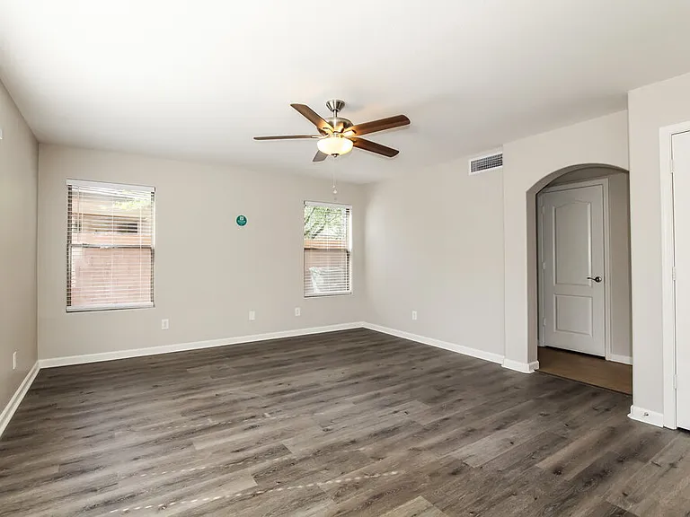 12307 W Orange Dr — Photo 10