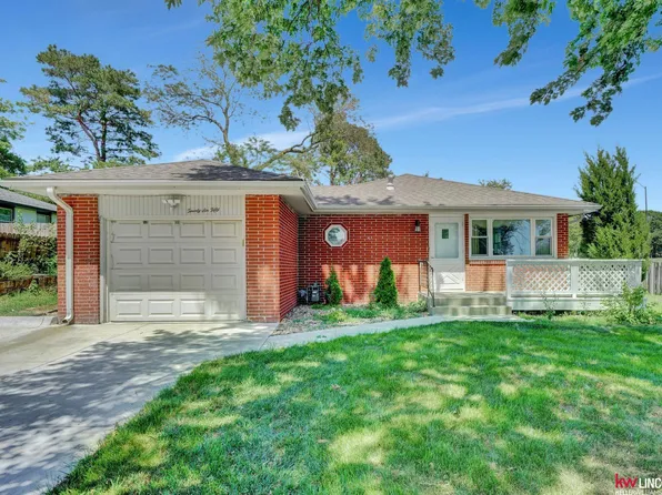 2650 Woods Blvd, Lincoln, NE 68502