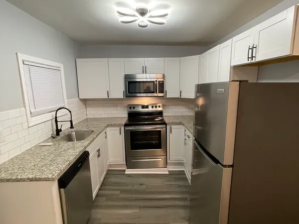 207 W Marcellus St APT 2, Syracuse, NY 13204