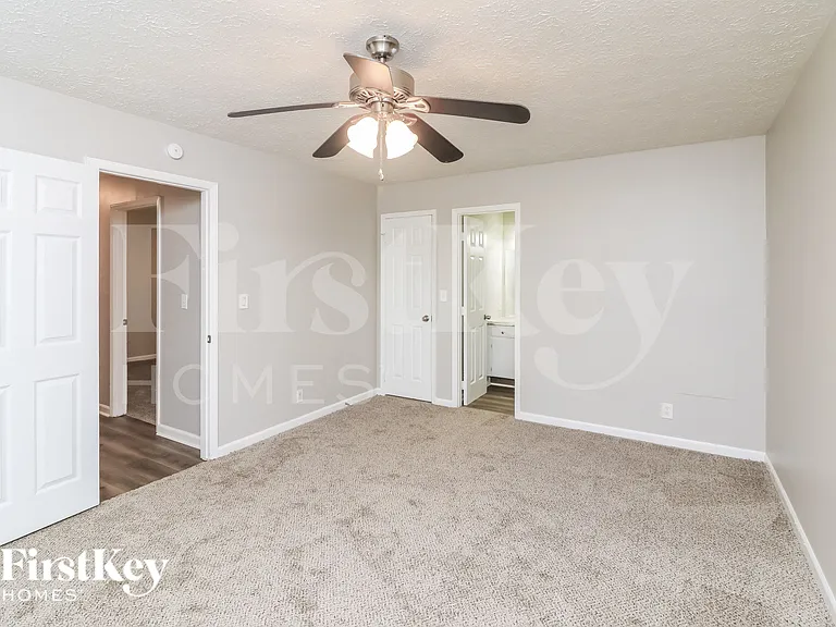 3692 Cambridge Dr SW — Photo 12