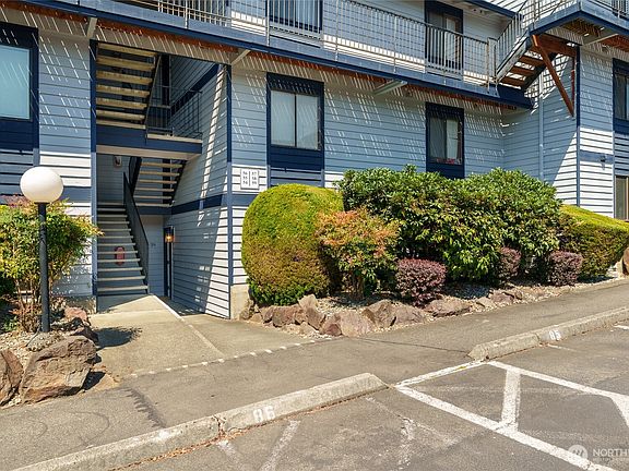 4th image of 15416 40th Avenue W #59
