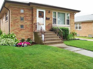 8019 N Wisner St, Niles, IL 60714