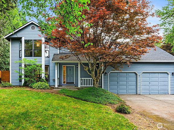 3rd image of 3504 NE 169th Avenue