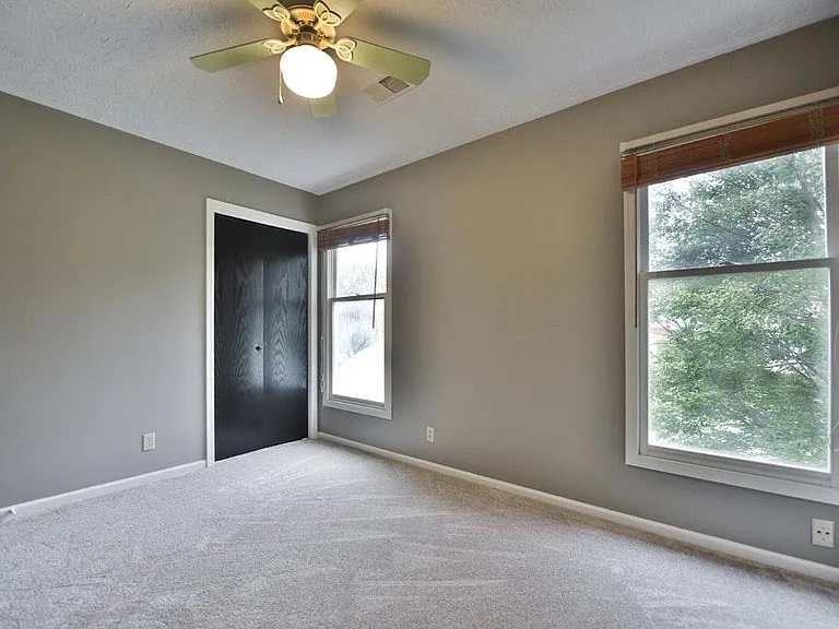 16112 Decatur St — Photo 19