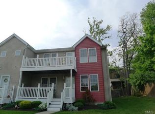 33 Miranda Ln, Stratford, CT