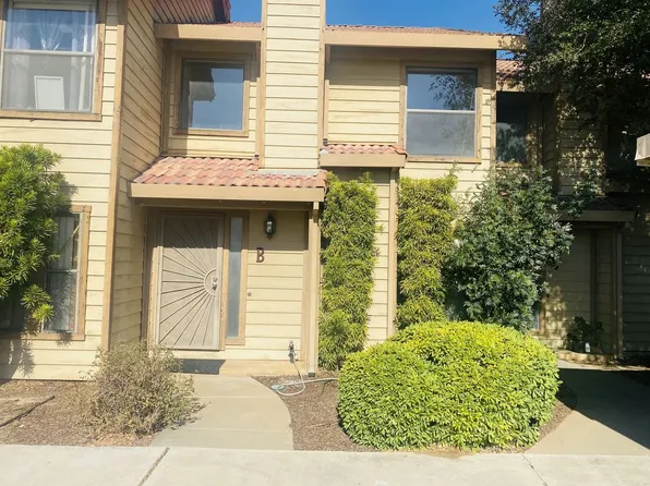 1529 Racquet Club Dr Unit B, Los Banos, CA 93635