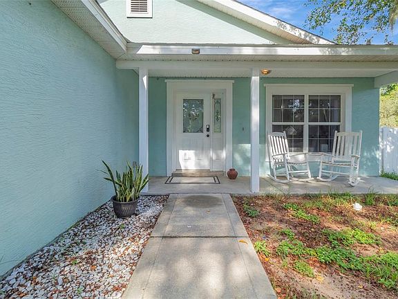 3rd image of 32917 FOREST AVENUE
