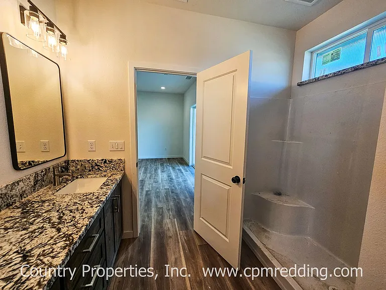 16904 Cape Cod Dr — Photo 27