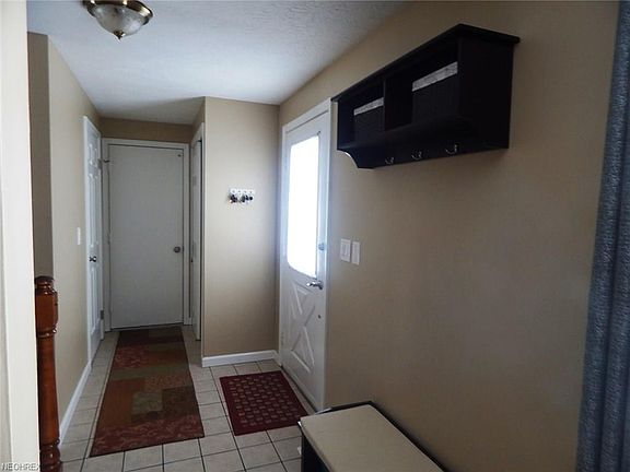 2nd image of 1128 Riverview Dr