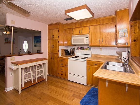 glen kitchen 2