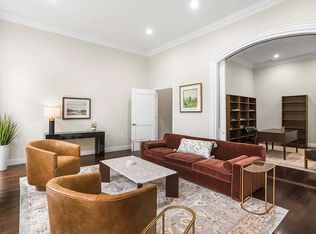 327 E Capitol St SE FLOOR 2, Washington, DC 20003