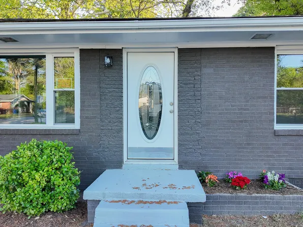 1100 Rountree Ave SE, Wilson, NC 27893