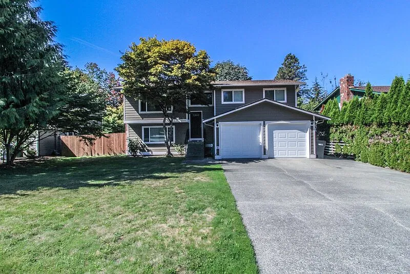 4 bed, 2.0 bath, 1890 sqft, $3,700 — Photo 1