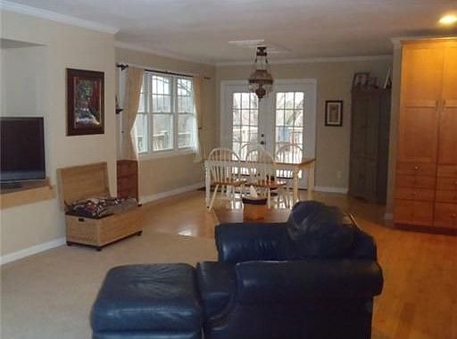 5th image of 1633 Twin Valley Dr NE