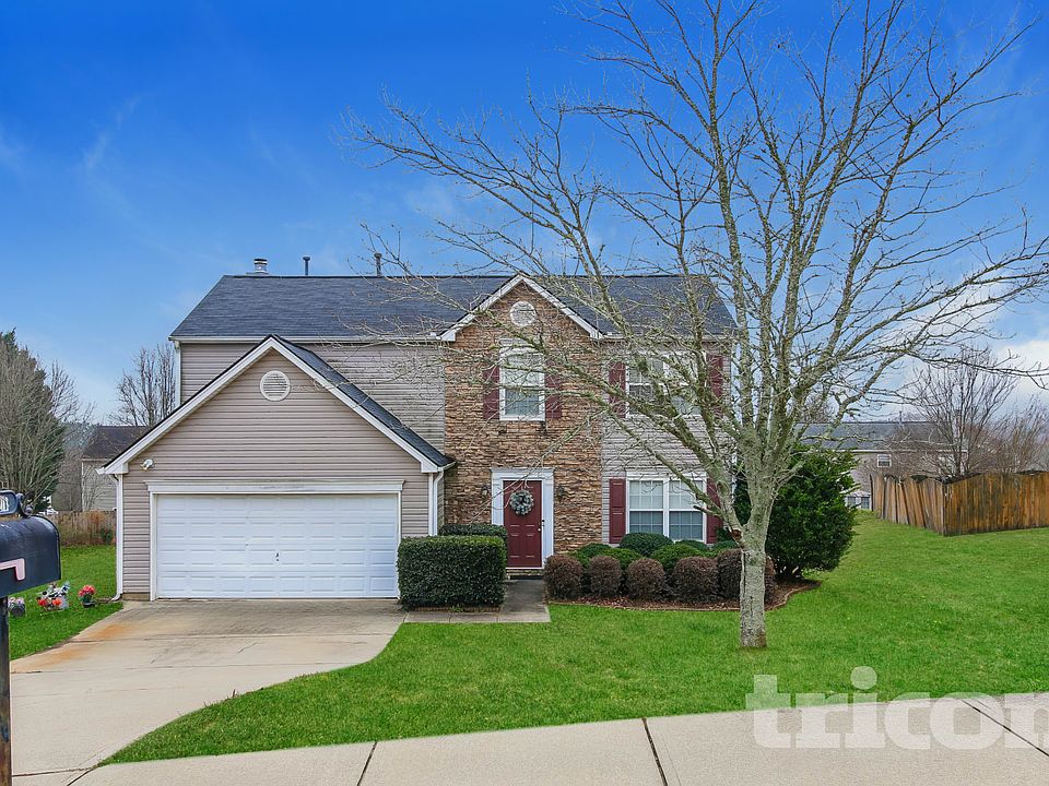 1st image of 1621 Royal Ives Dr