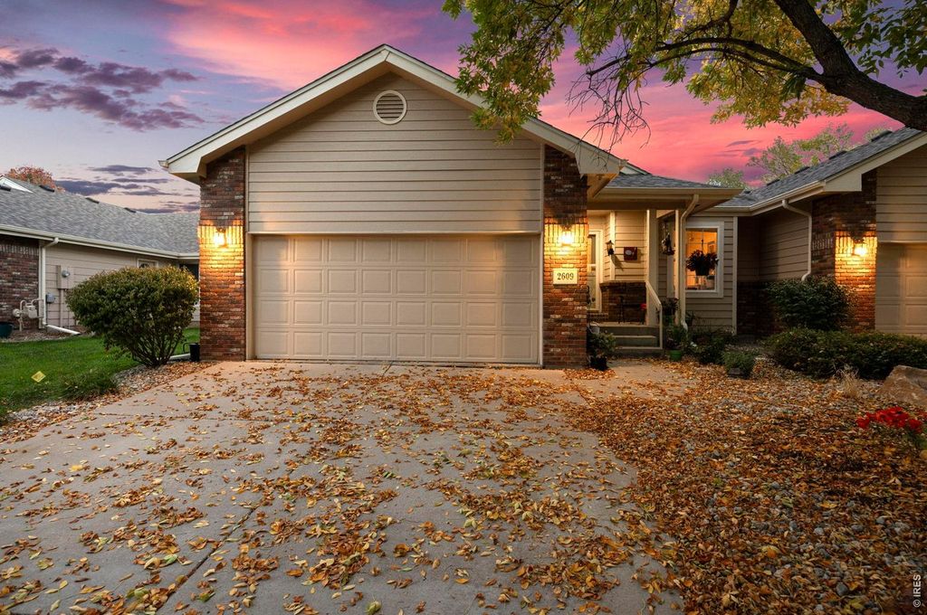 2609 Anemonie Dr