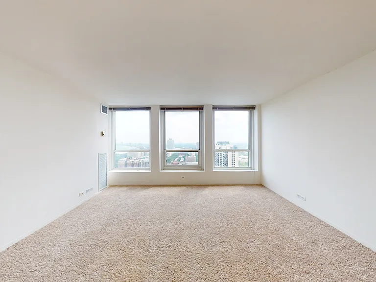 Dining/Living room