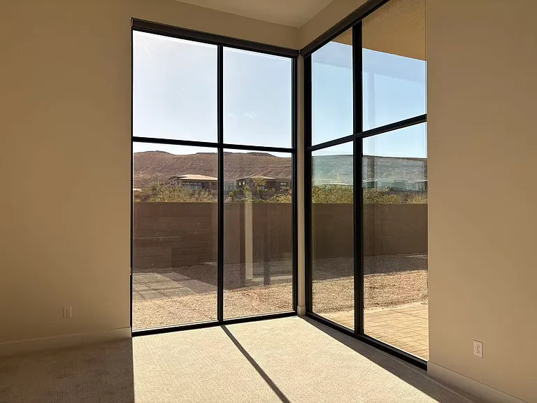 10865 Agate Cliffs Ave — Photo 22