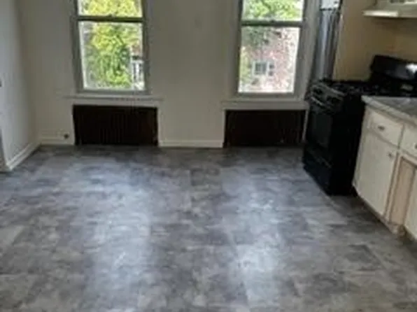 28 Lincoln Street image 4 of 16