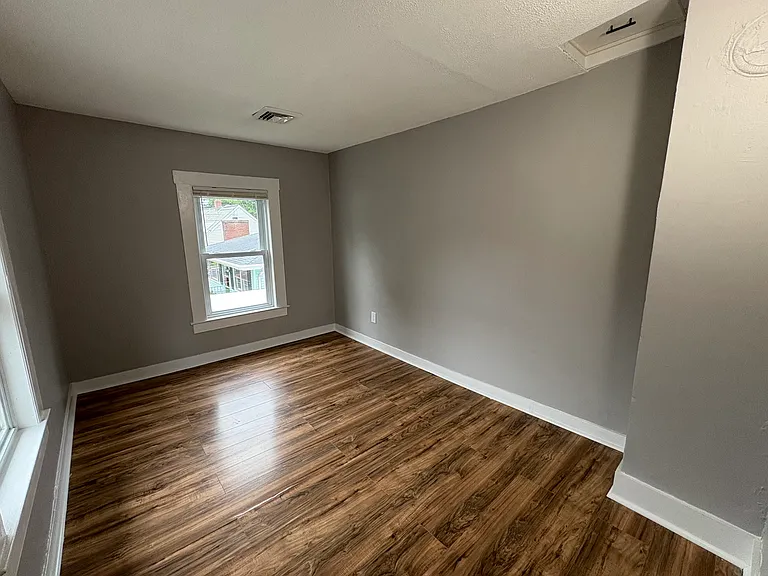 73 Burr St #2 — Photo 7