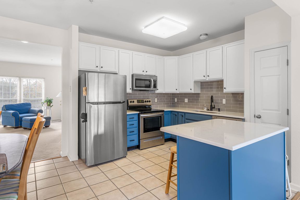 next background image