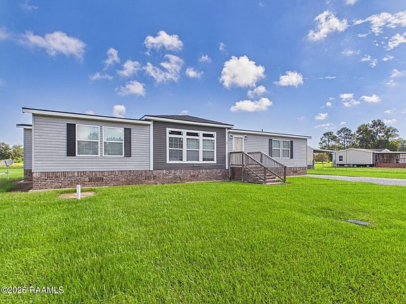 2nd image of 130 Landon Ln