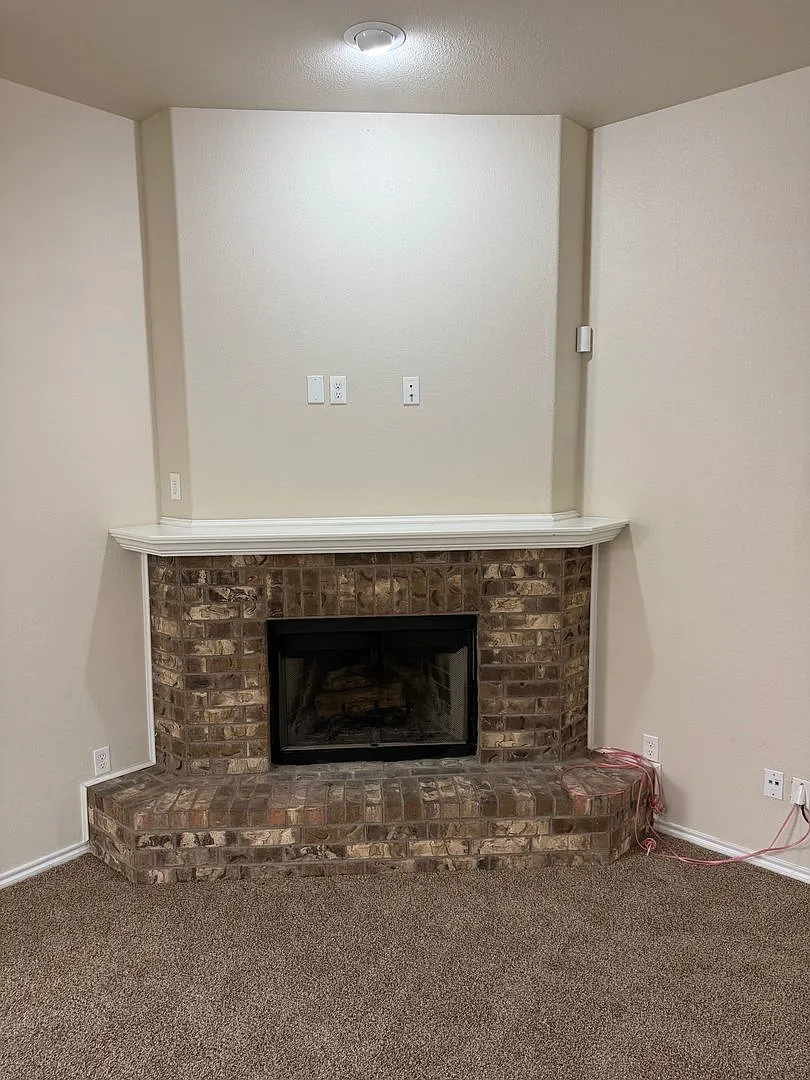 Charming and recently updated home! — Photo 2
