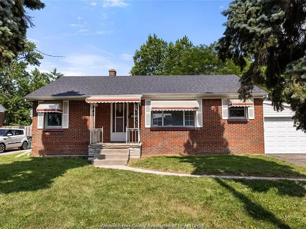 2780 Dominion Blvd, Windsor, ON N9E 2M6