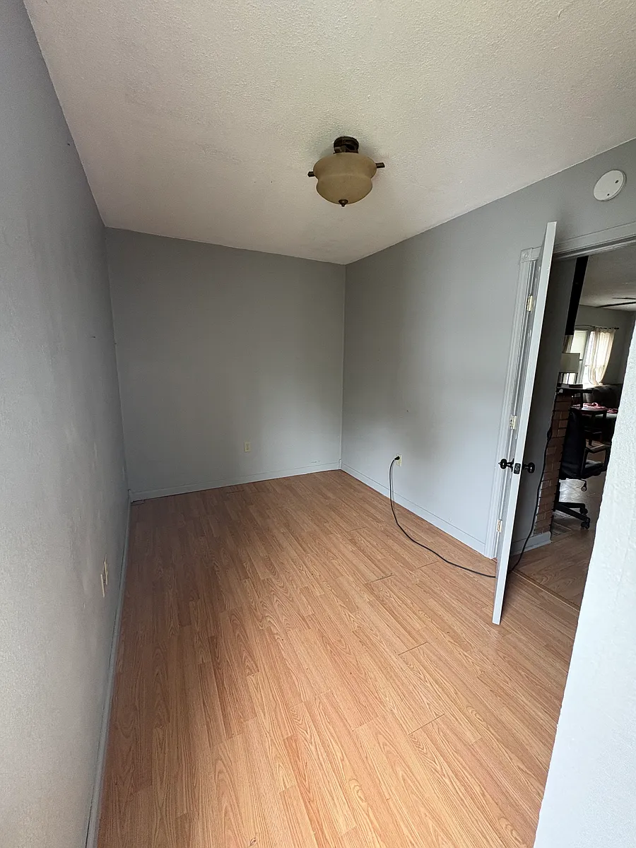 Building Photo - 1124 Fennimore St