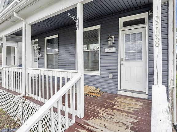 2nd image of 906-908 Ellsworth Ave #906