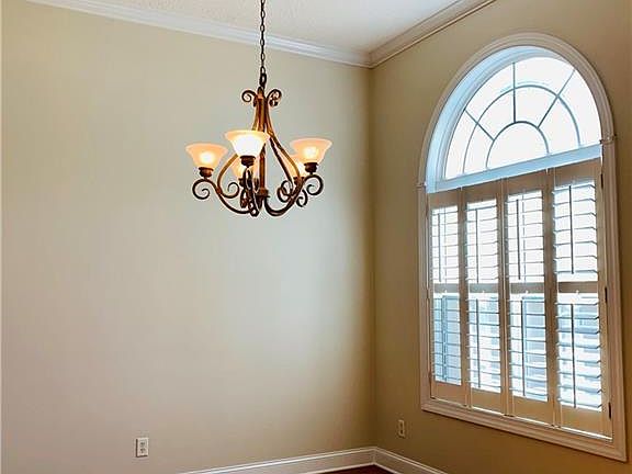 5th image of 106 Chinquapin Dr
