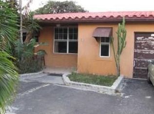 11030 Peachtree Dr, Miami, FL 33161