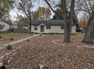 21245 Flanders St, Farmington Hills, MI