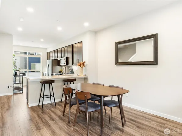 14925 44th Avenue W #C4, Lynnwood, WA 98087