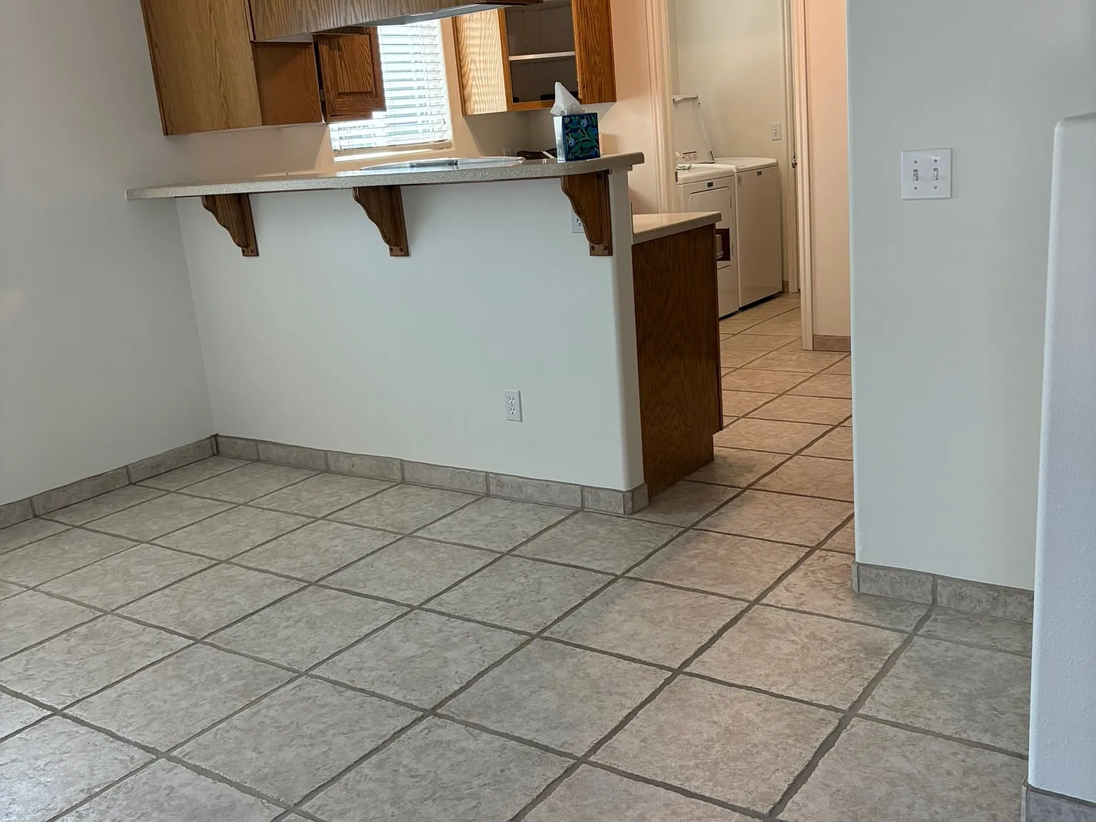 3 bed, 1326 sqft, $1,950 — Photo 4