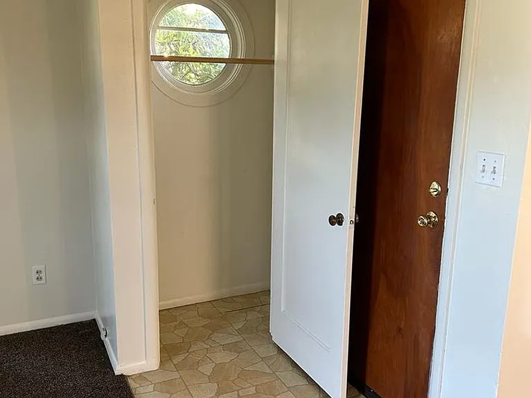 1075 N Folsom St — Photo 5