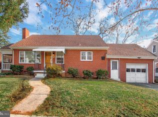 37 S 4th St, Mount Wolf, PA 17347