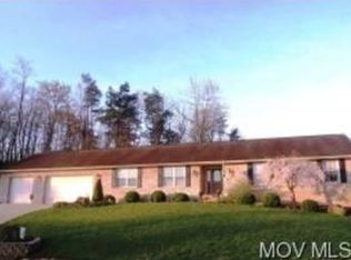 111 Mission Rd, Marietta, OH 45750