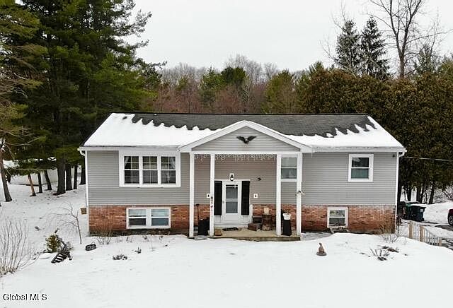 1st image of 187 Spring Road