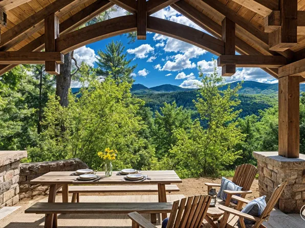 74 Evergreen Ln, Keene Valley, NY 12943