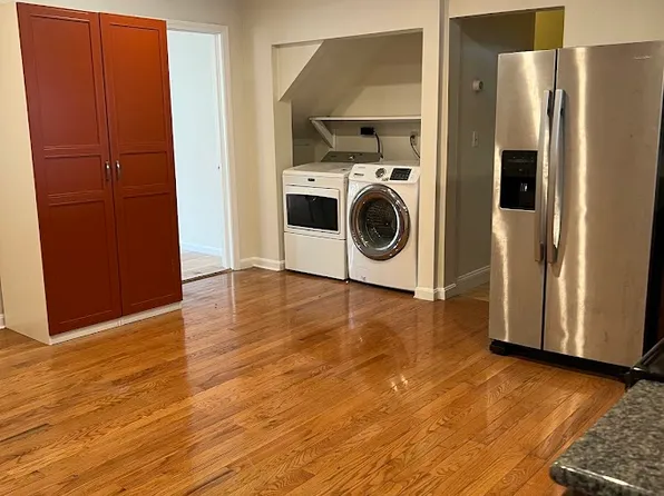 82 Chestnut St #1, Chelsea, MA 02150