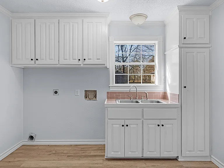 2607 Lonnie Ln — Photo 14