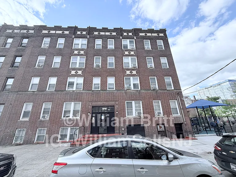 125-127 Corbin Ave #303 — Photo 13