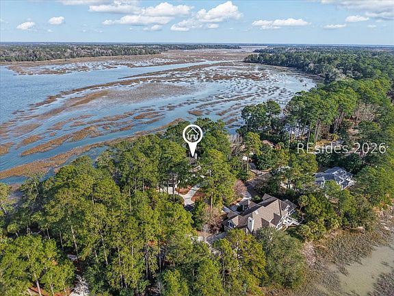 2nd image of 24 Tabby Point Ln