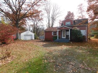 372 Airway Inn Rd, Uniontown, PA 15401