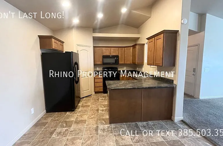 1019 W Village River Ln #A12 — Photo 1