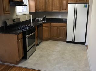 4227 212th St APT 2, Bayside, NY 11361